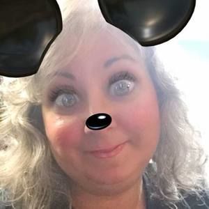 Meet your Posher, Caryn